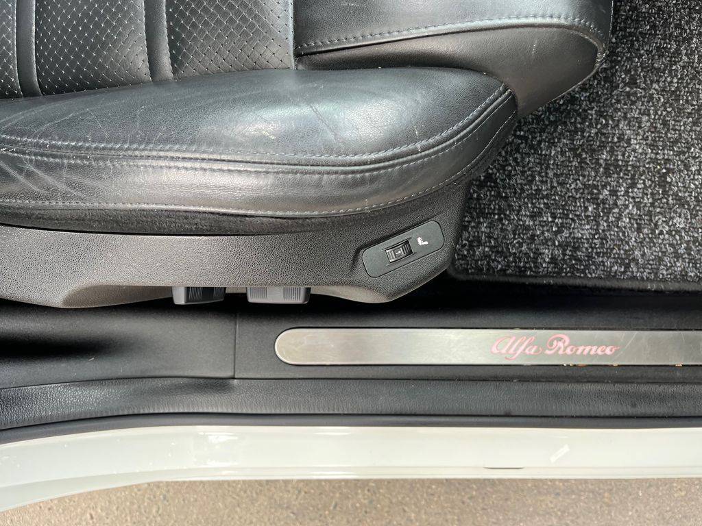 Alfa Romeo Giulietta 1.4TB/2012/AT,SPORT-ZÁRUKA