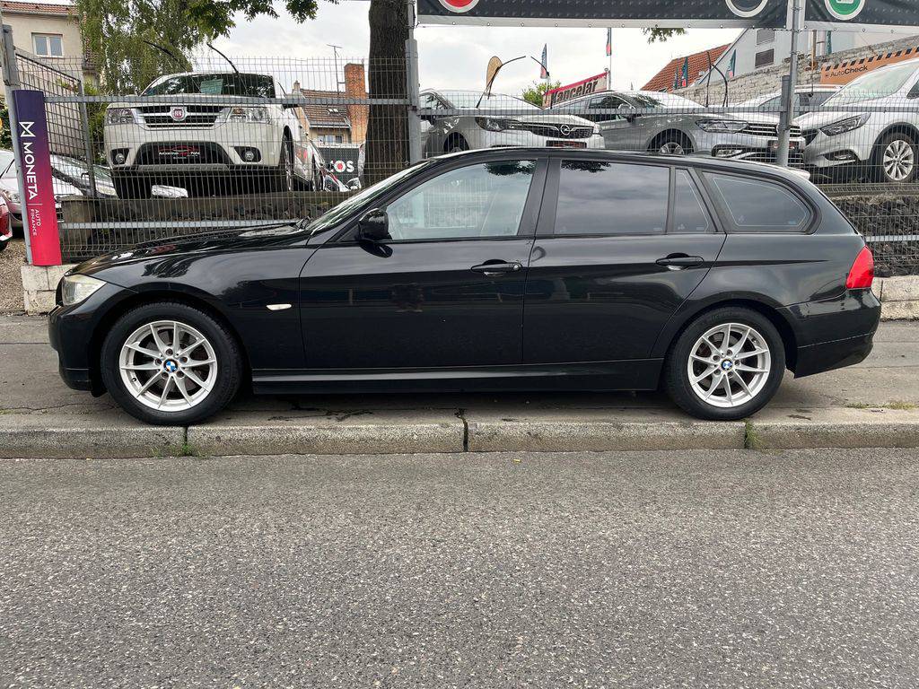 BMW 320 320d/2010/MAN6-2MAJ-WEBASTO