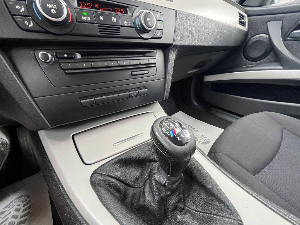 BMW 320 320d/2010/MAN6-2MAJ-WEBASTO