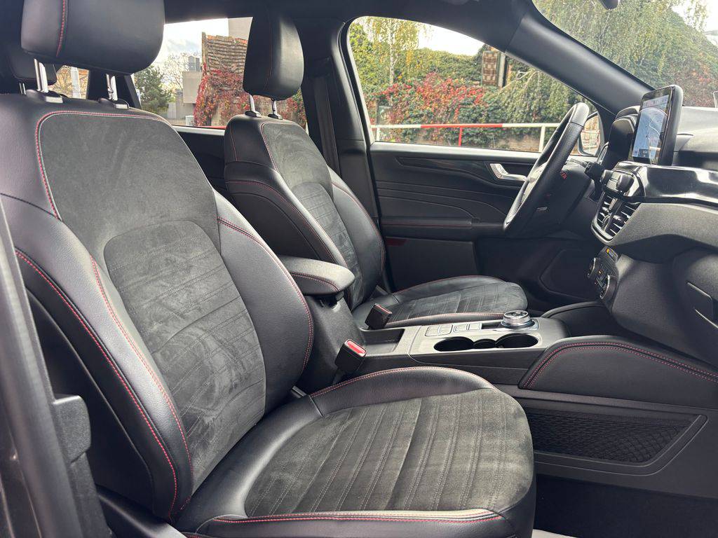 Ford Kuga 2.5PHEV/2023/ST-Line X-1MAJ