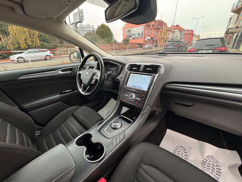 Ford Mondeo 2.0EB/2023/AT-8 TITAN-1M-ZÁRUK