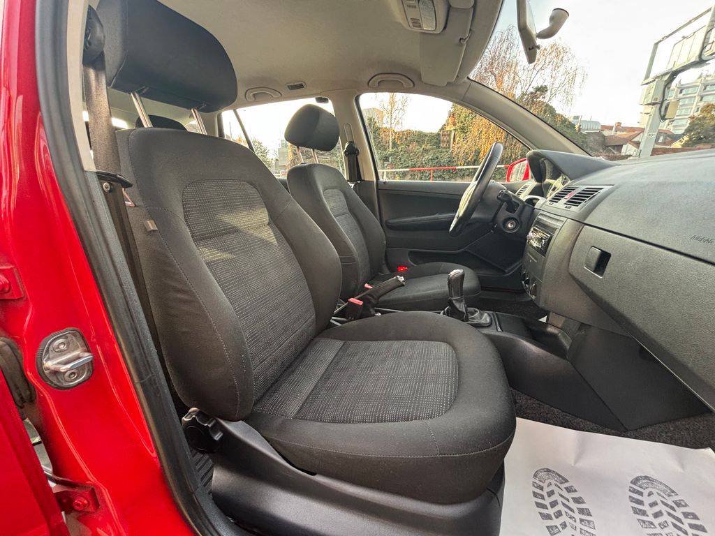 Škoda Fabia 1.2HTP/2006/1MAJ.ČR.S.KNIHA