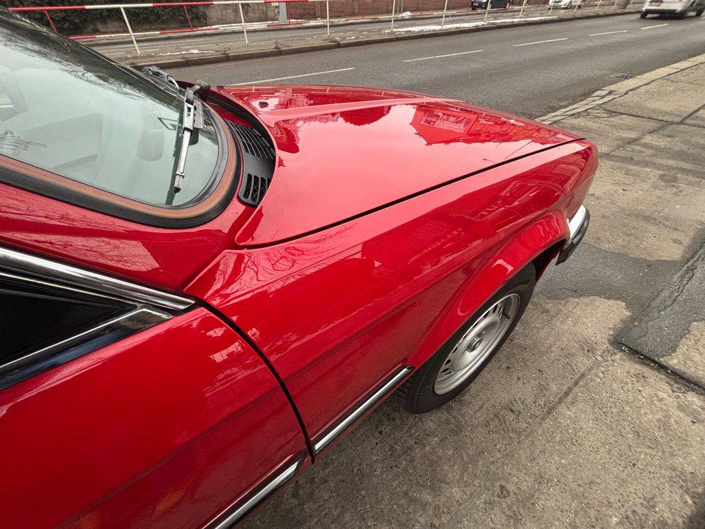 BMW 318 E30-318i/1986/2.maj. garážován