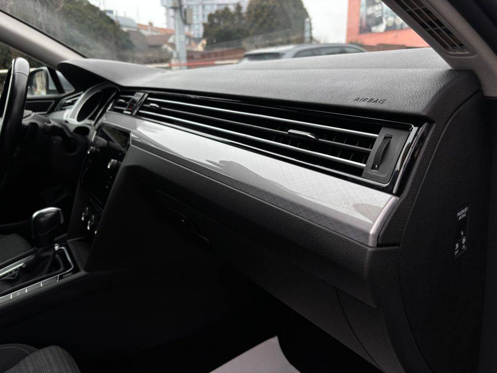 Volkswagen Passat 2.0TDI/2020/1MAJ-AT-1MAJ-DPH-Z