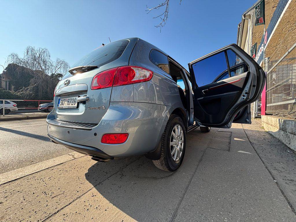 Hyundai Santa Fe 2.2CRDi/2009/CZ,AT,4X4-COMFORT