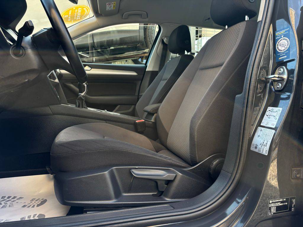 Volkswagen Passat 2.0TDI/2021/1MAJ,DPH-ZÁRUKA-AKCE