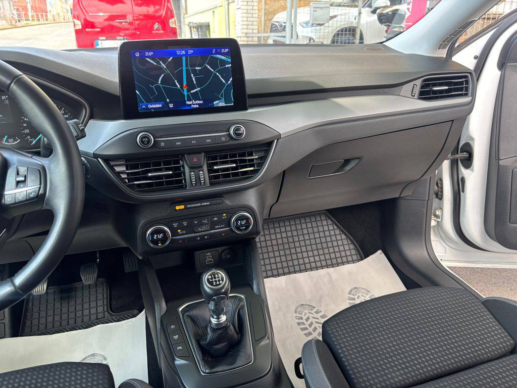 Ford Focus 1.5EB/2023/1MAJ,COOL-ZÁRUKA36