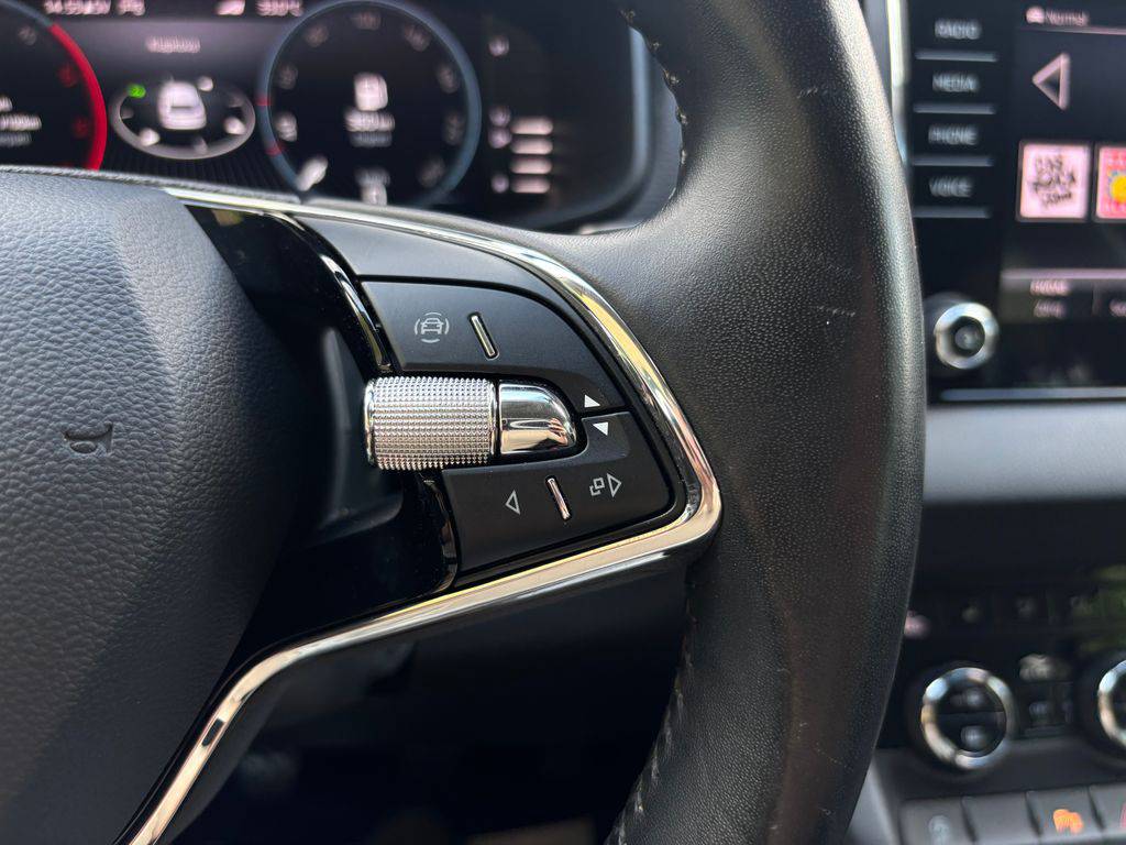 Škoda Karoq 1.6TDi/2023/STYLE.ČR.1M.DPH21%.VIRTUAL