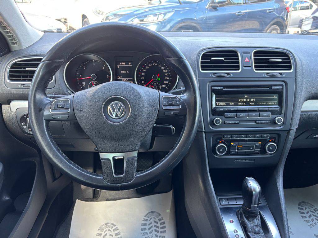 Volkswagen Golf 1.6TDi/2013/DSG.HIGHLINE.ČR.AK
