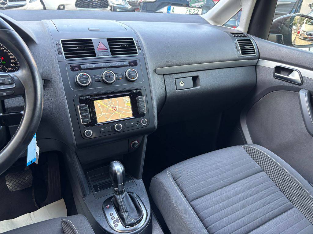 Volkswagen Touran 1.4TSI-103KW.DSG.7MÍST.ZÁRUKA