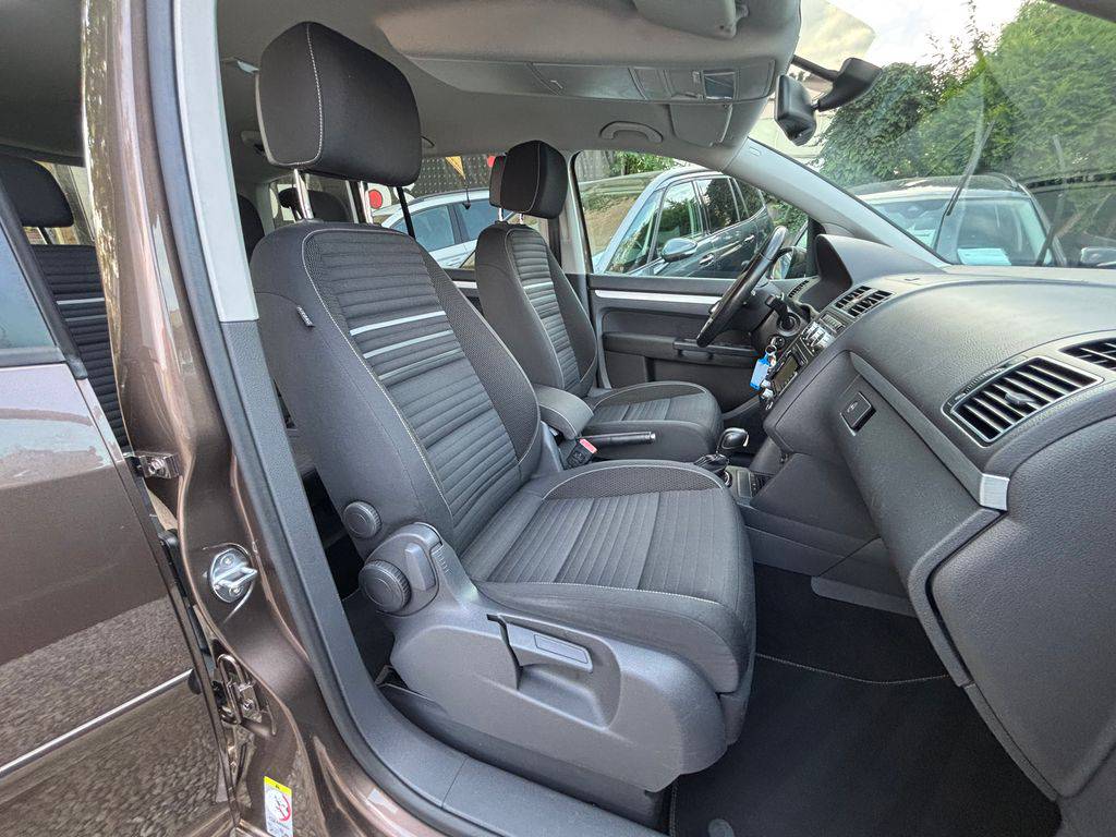 Volkswagen Touran 1.4TSI-103KW.DSG.7MÍST.ZÁRUKA