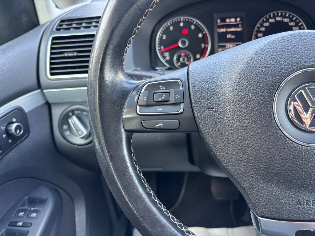 Volkswagen Touran 1.4TSI-103KW.DSG.7MÍST.ZÁRUKA