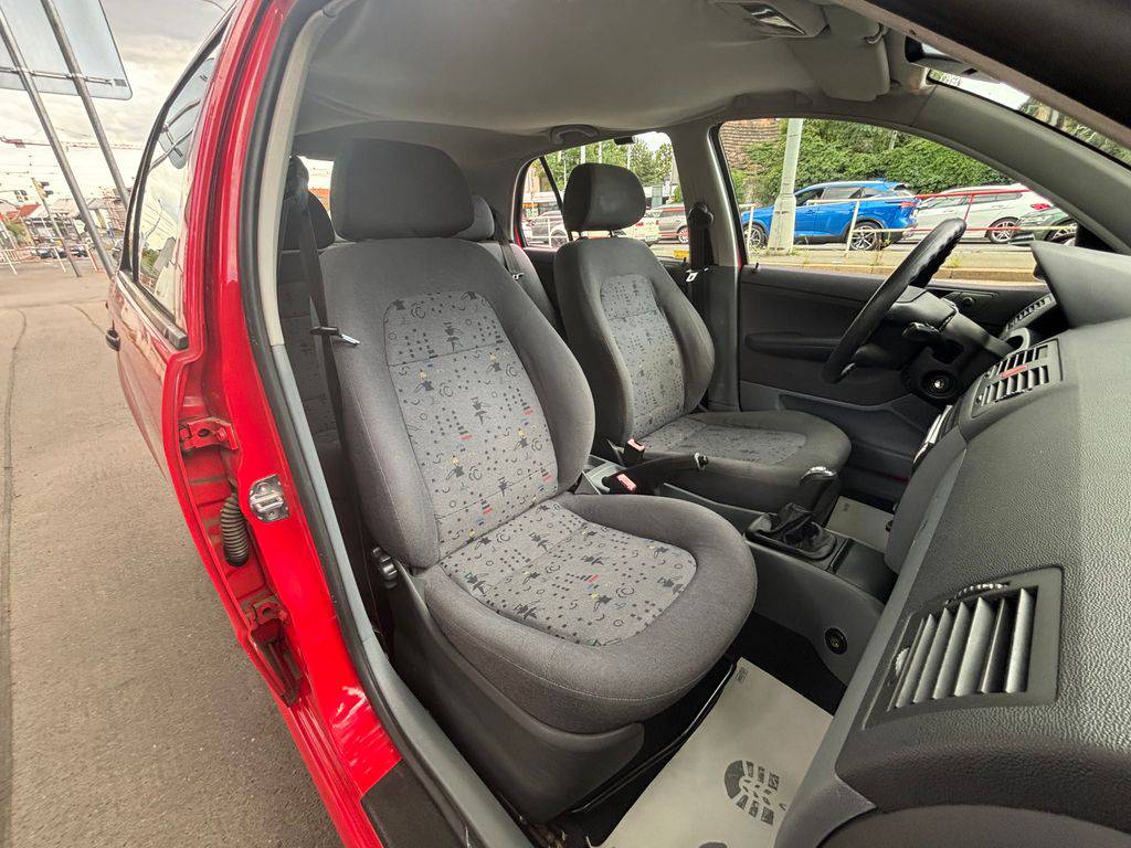 Škoda Fabia 1.4MPI/2002/AMB.2MAJ.ČR-TAŽNÉ