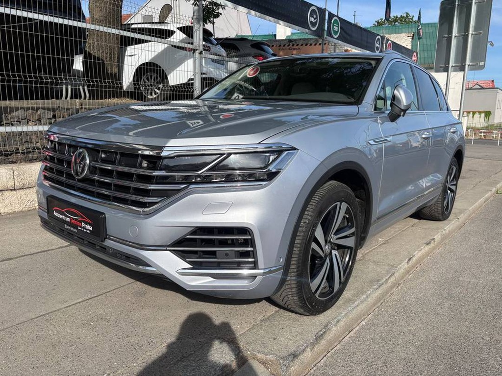 Volkswagen Touareg 3.0TDi-2020-CZ-1MAJ-DPH-WEBAST