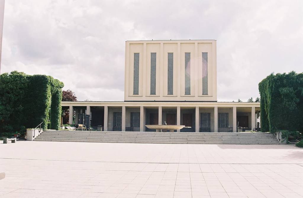 Krematorium Praha Strašnice, velká obřadní síň
